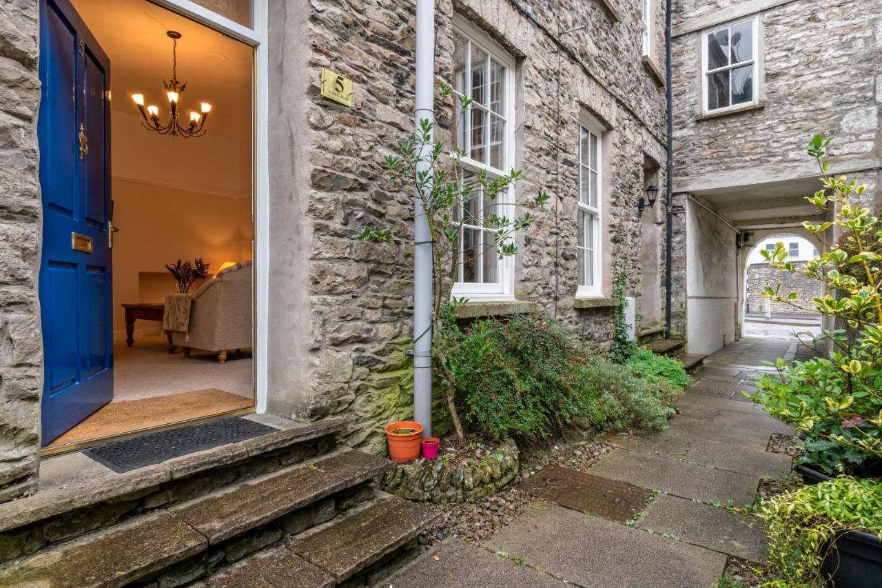 Kent Cottage - Town Centre, With Parking Kendal Exterior foto
